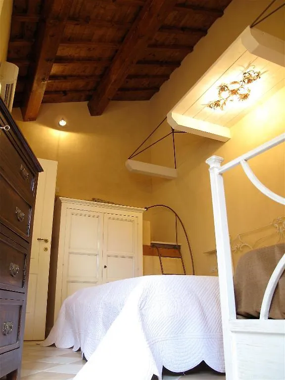 Bed & Breakfast Il Casale Dell'Arte - Le Case Antiche Bed and Breakfast Verucchio