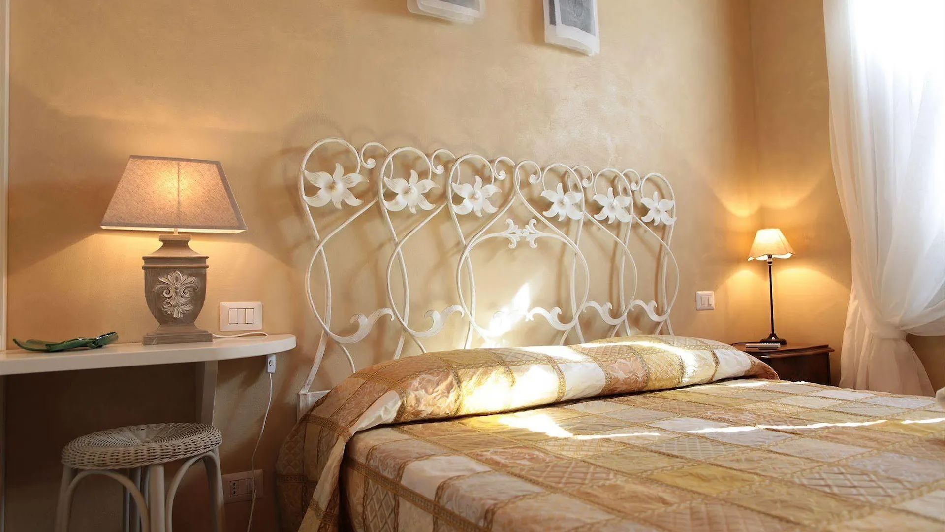 Bed & Breakfast Il Casale Dell'Arte - Le Case Antiche Bed and Breakfast Verucchio